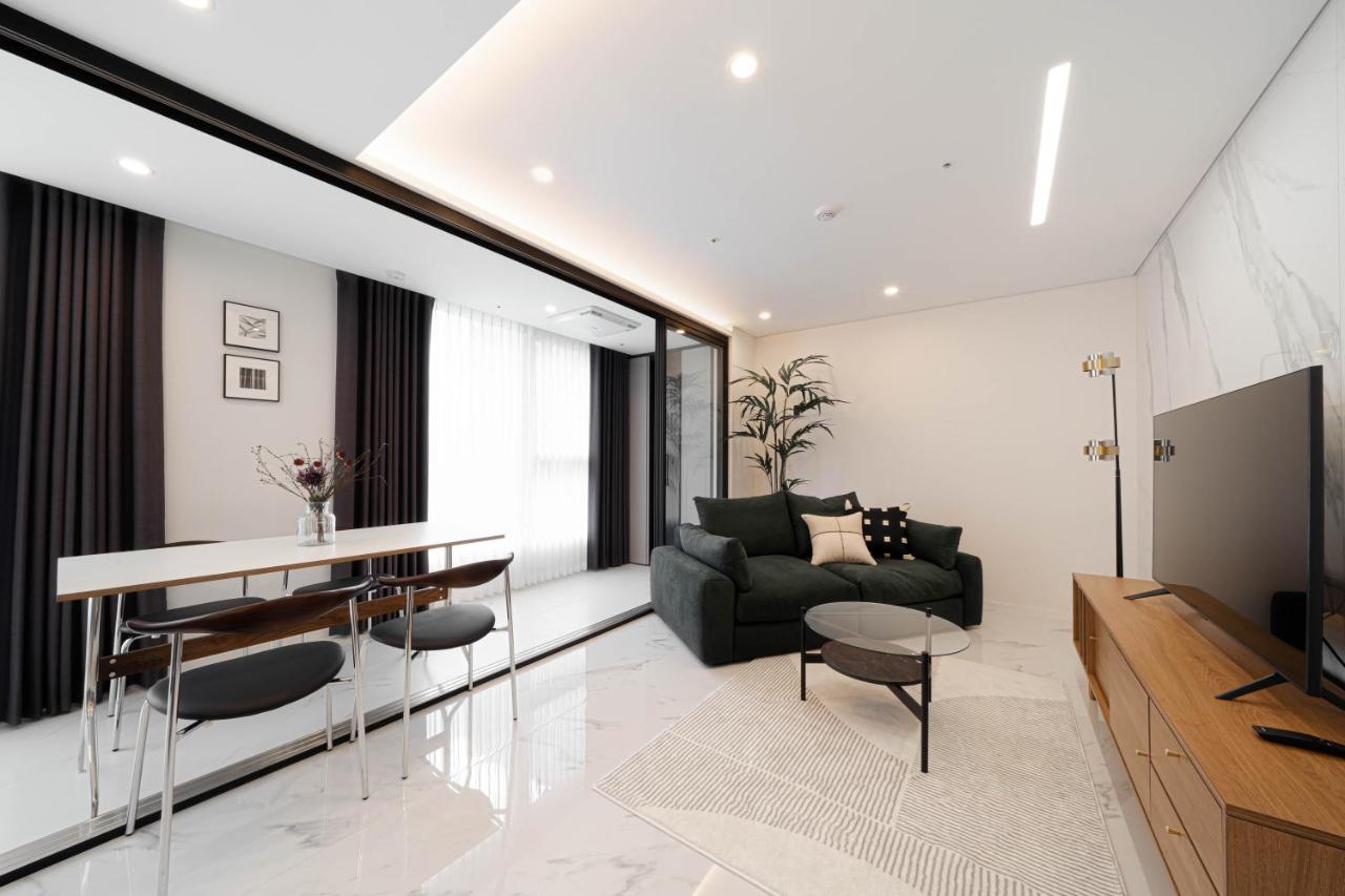 Le Collective Gangnam Sac Signity Apartment โซล ภายนอก รูปภาพ